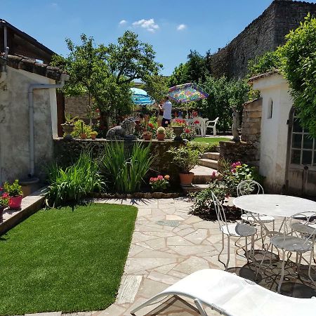 Tournus Belle Maison Vue Sur Saone Bagian luar foto