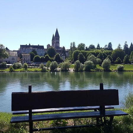 Tournus Belle Maison Vue Sur Saone Bagian luar foto